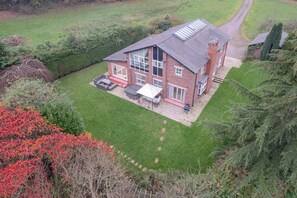 Exterior - Manchester House Retreat (Manchester)