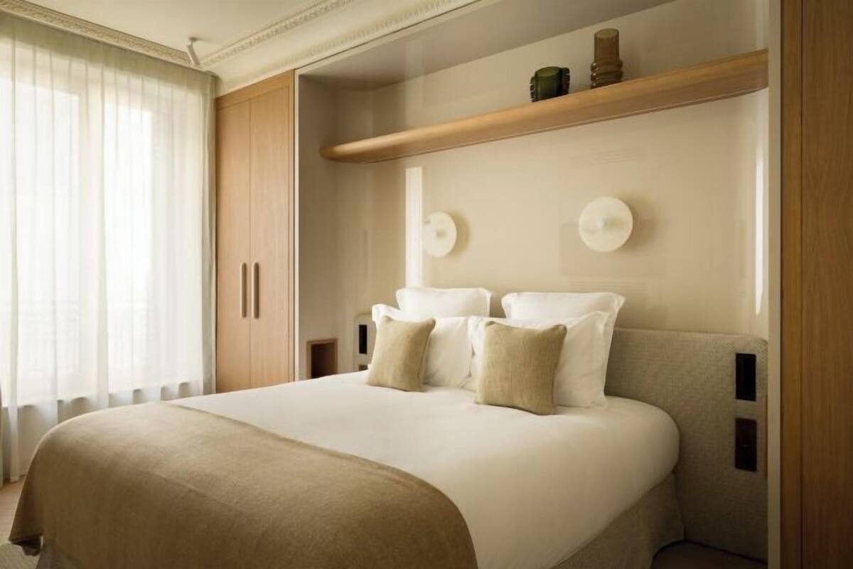Premium bedding, pillow-top beds, in-room safe, soundproofing