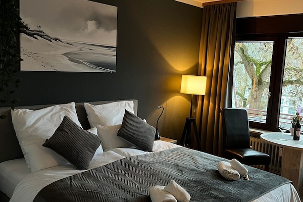 1 dormitorio, tabla de planchar con plancha, wifi gratis y ropa de cama