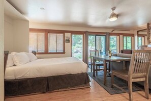 Fer et planche à repasser, Wi-Fi, draps fournis