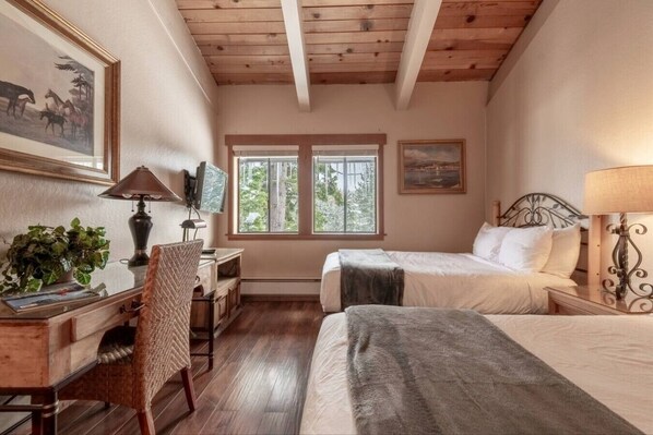1 bedroom, desk, iron/ironing board, WiFi