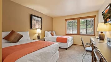 1 bedroom, desk, iron/ironing board, WiFi