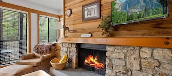 Charming Mtn Chalet (Studio), near lake & ski