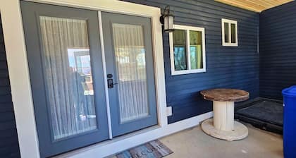 Pleasant Street Retreat - Apartment 2BR