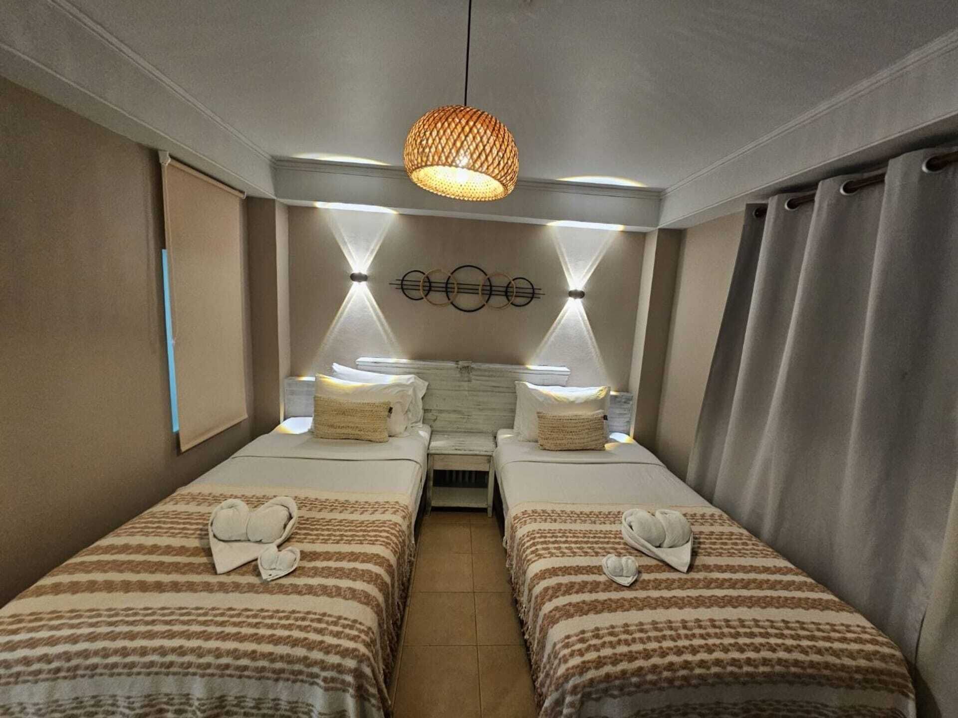 Phòng 2 giường đơn Economy | Bộ trải giường bằng vải cotton Ai Cập, bộ đồ giường cao cấp 