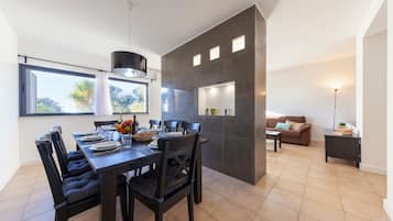 Spiseområde på rommet