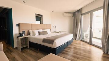 Premium Double Room | Egyptian cotton sheets, premium bedding, Select Comfort beds, minibar