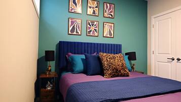 2 bedrooms, iron/ironing board, free WiFi, bed sheets