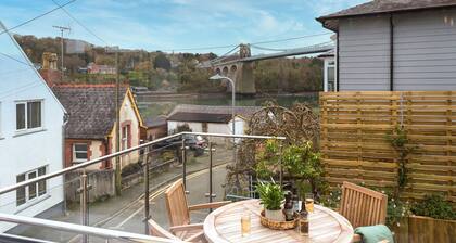 Gelli Deg - sleeps 5 guests in 3 bedrooms