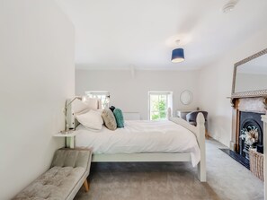 1 bedroom, free WiFi, bed sheets - Dyffryn @ Glanffrwd Mill (Cellan, near Lampeter)