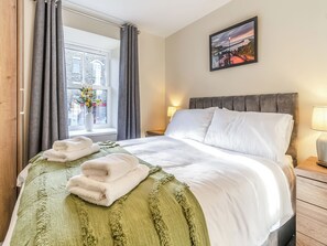 3 bedrooms, free WiFi, bed sheets - Hook Cottage - UK48361 (Loftus, near Staithes)