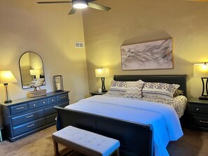 3 bedrooms, iron/ironing board, WiFi, bed sheets
