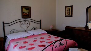 3 bedrooms, iron/ironing board, WiFi, bed sheets - VACATION HOME ILDE (Corchiano)