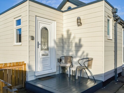 2 bedroom accommodation in Wilsthorpe
