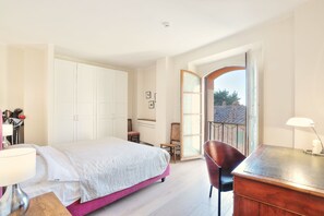 2 chambres, fer et planche à repasser, lit parapluie, Wi-Fi gratuit