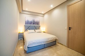 1 多间卧室、熨斗/熨衣板、WiFi、床单