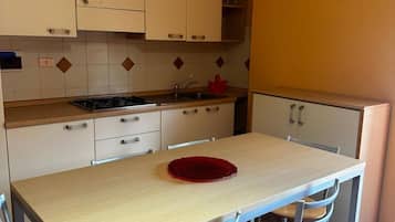 Apartment, Beach View | Private kitchen