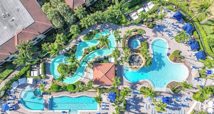 Lazy River, 4 Pools, 5th Ave Resort, Your Personal Oasis, Walk to 5th Ave shops