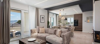 Villa Genera with Pool