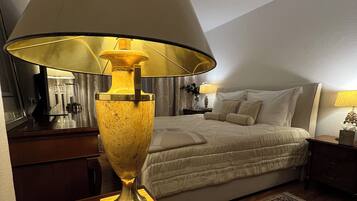 3 bedrooms, desk, iron/ironing board, WiFi