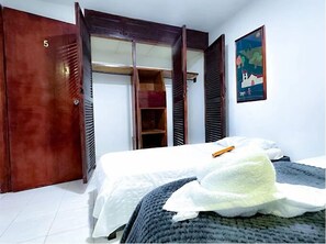 In-room safe, desk, laptop workspace, free WiFi
