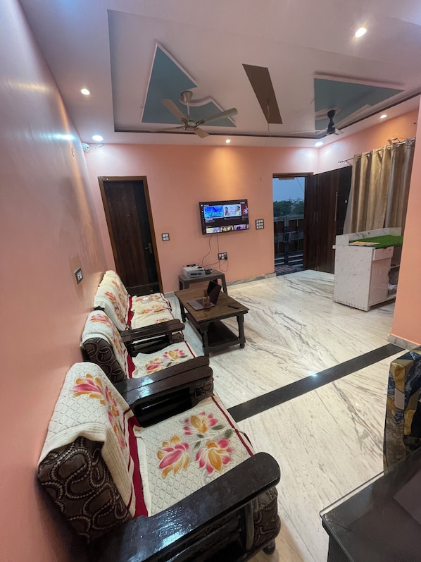 Fireplace, printers - VMP Villa (Agra)
