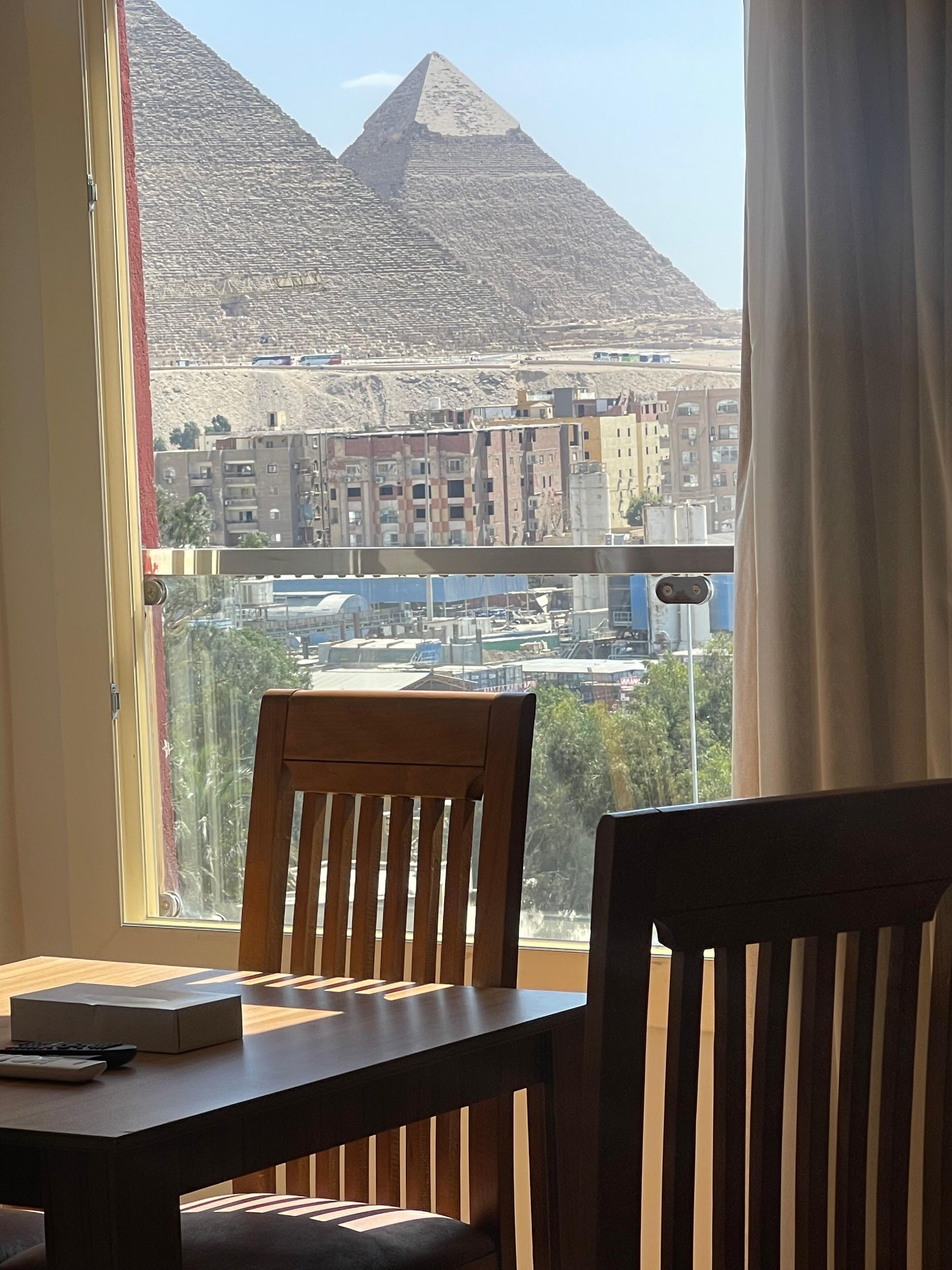 Κουρτίνες συσκότισης, δωρεάν Wi-Fi 