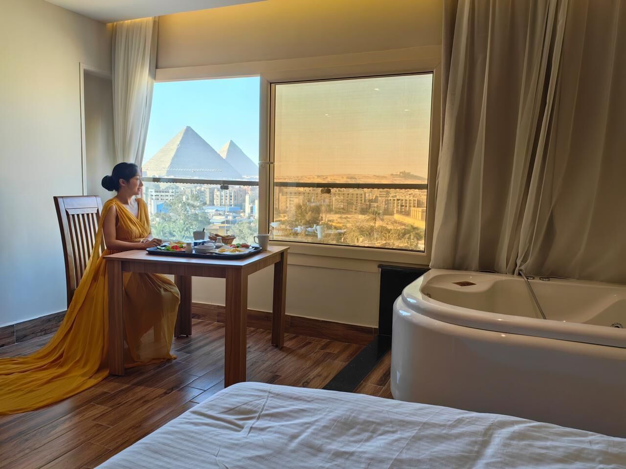 遮光窗帘、免费 WiFi