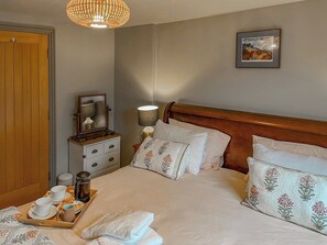 2 عدّة غرف نوم وواي فاي مجانًا وملاءات أسرّة