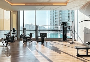 Fitness facility - New Cosy 1BR with Pool & Gym in City Centre (Dubai)