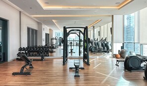 Fitness facility - New Cosy 1BR with Pool & Gym in City Centre (Dubai)