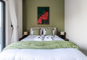 2 dormitorios, escritorio, tabla de planchar con plancha y wifi gratis