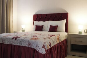 Standard Double Room, Private Bathroom | Premium bedding, blackout drapes, free WiFi, bed sheets - Casa del Sole Hotel Boutique (Dolores Hidalgo)