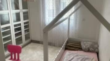 4 chambres, fer et planche Ă repasser, Wi-Fi, draps fournis