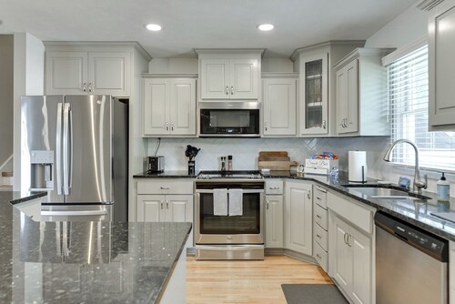 Rockbrook Oasis – Charming 3-Bedroom Home with Private Pool