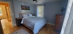 4 bedrooms, travel cot, free WiFi, bed sheets