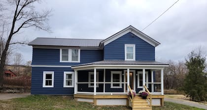 Beautifully Restored Farmhouse near Cooperstown Dreams Park & All Star Village