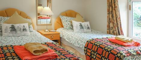 2 bedrooms, free WiFi, bed sheets