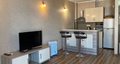 Apartment Near The Black Sea One Bedroom holds 4 People fully furnished