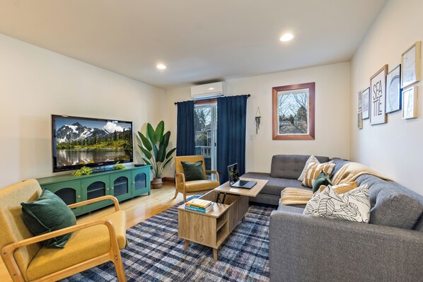 Smart TV, foosball, table tennis, books