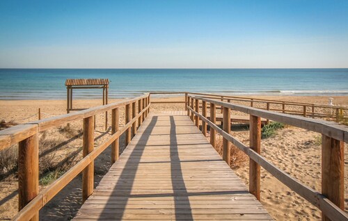 Stunning apartment in Santa Pola with WiFi