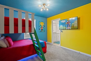 Villa | 6 bedrooms - Chic 6 Bedroom Solara Home Pool and Themed Rooms (Kissimmee)