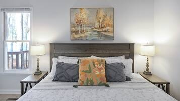 3 quartos, escrivaninha, Wi-Fi de cortesia, roupa de cama