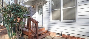 *New & Renovated* Modern Retreat 2 mi from Duke