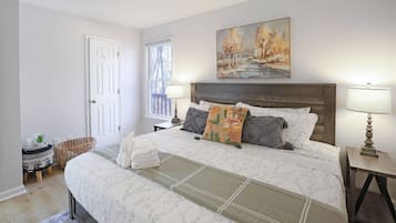 3 quartos, escrivaninha, Wi-Fi de cortesia, roupa de cama