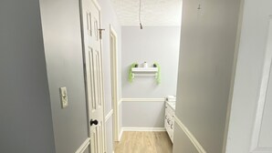 Unclassified image, 4 of 25, button - Cozy Home Away from Home “AC and High Speed Internet” (Montgomery)