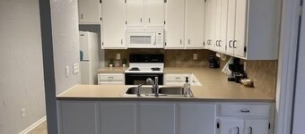 Cozy Home Away from Home “AC and High Speed Internet”