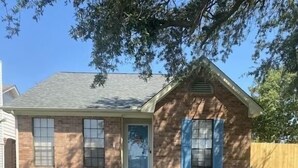 Unclassified image, 2 of 25, button - Cozy Home Away from Home “AC and High Speed Internet” (Montgomery)