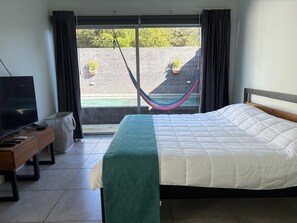 3 Schlafzimmer, Schreibtisch, Bügeleisen/Bügelbrett, kostenloses WLAN
