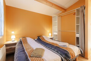 2 bedrooms, free WiFi, bed sheets